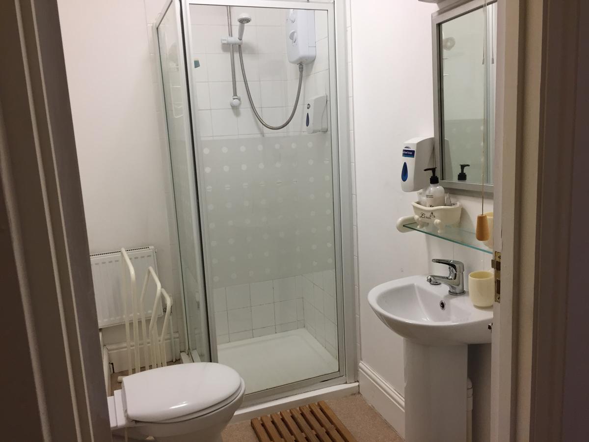 ويستون سوبر مير Albany Lodge Guest House المظهر الخارجي الصورة